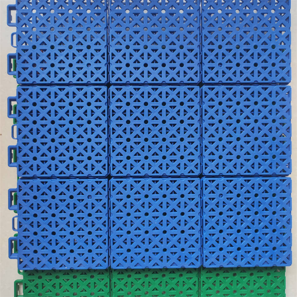 誠科地板：懸浮拼裝地板/PP懸浮地板/組合運動地板/軟塑懸浮地板專業供應商，適配運動場館/學校/社羣多場景地面解決方案