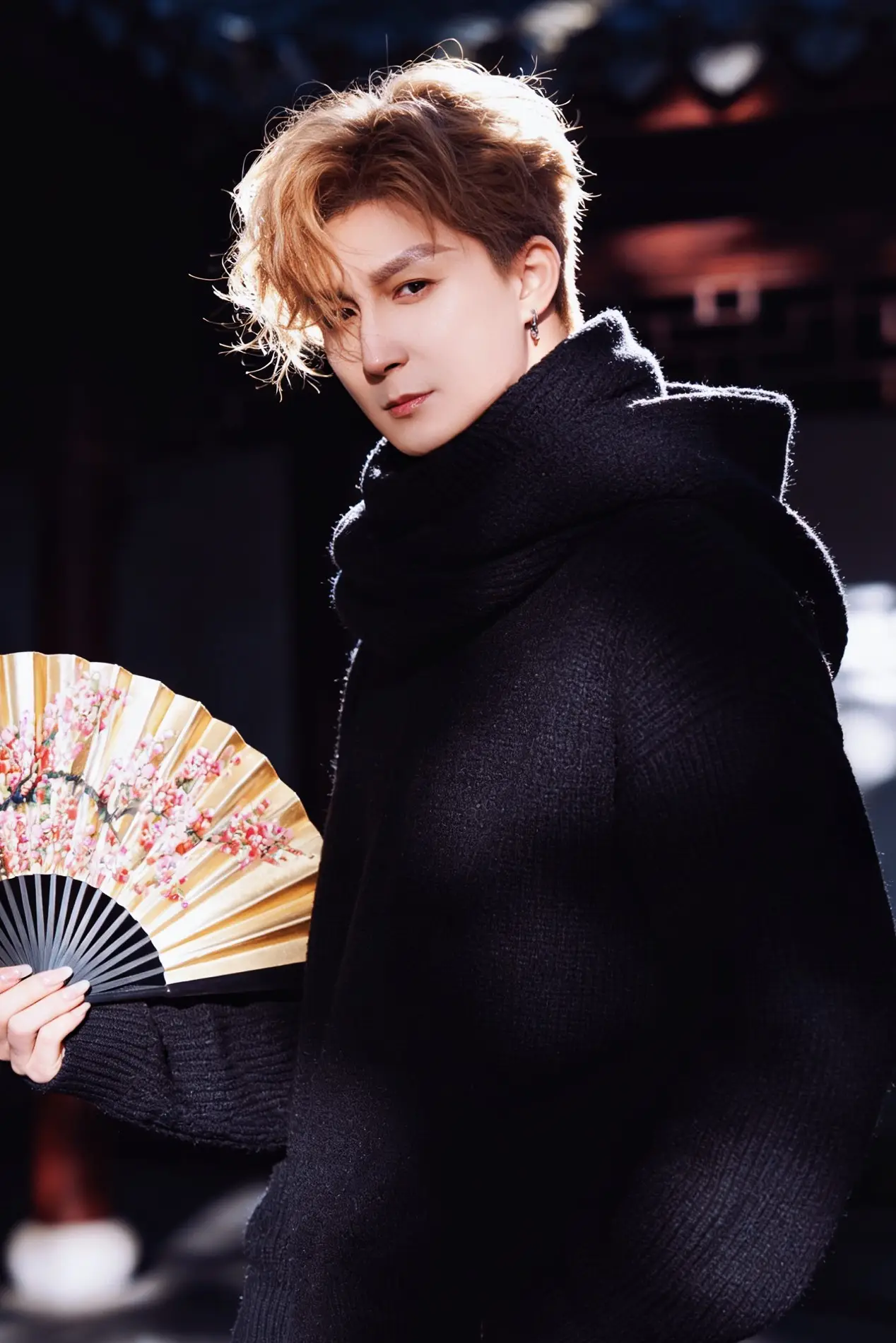 國風次元兩相宜 章磊全新動漫寫真詮釋跨界美學