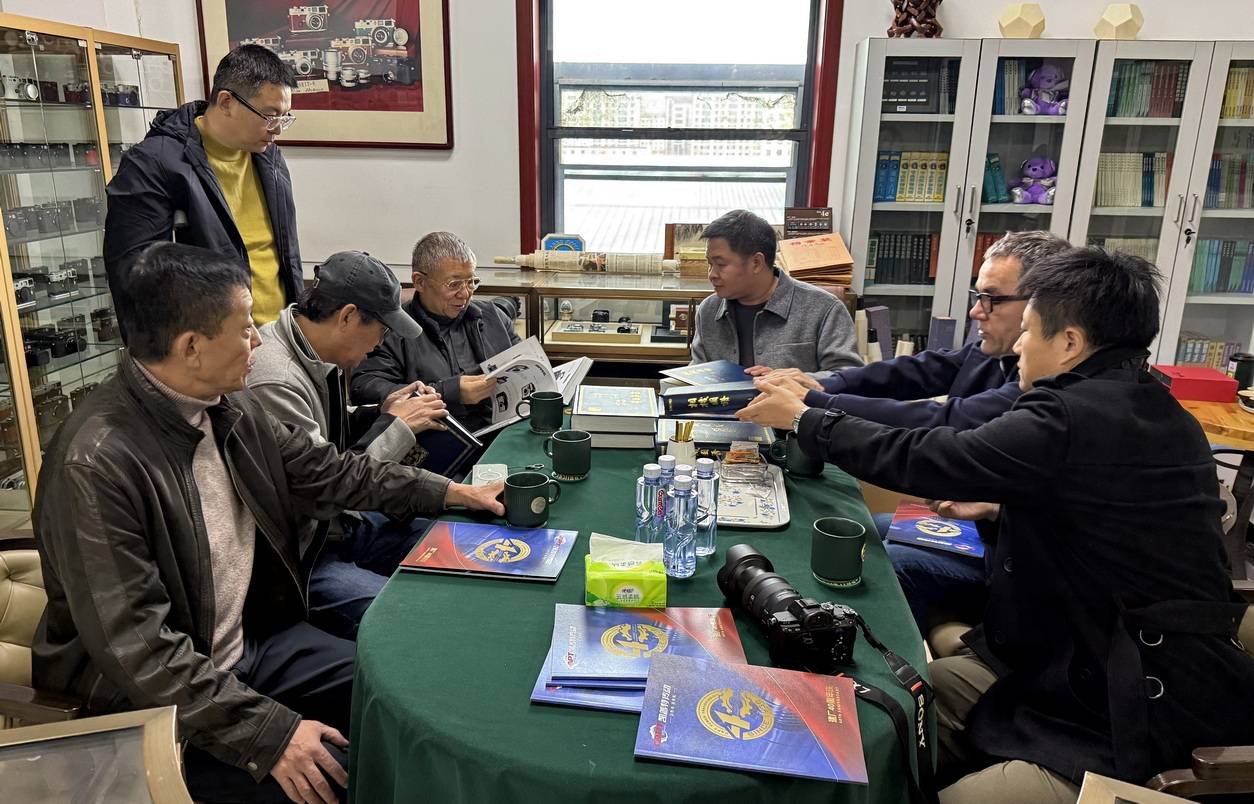 原創收藏的最好歸宿：古來藏家終寂寞，惟有書者留其名