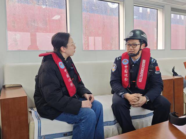 和移民管理警察一起，守護“海上國門”