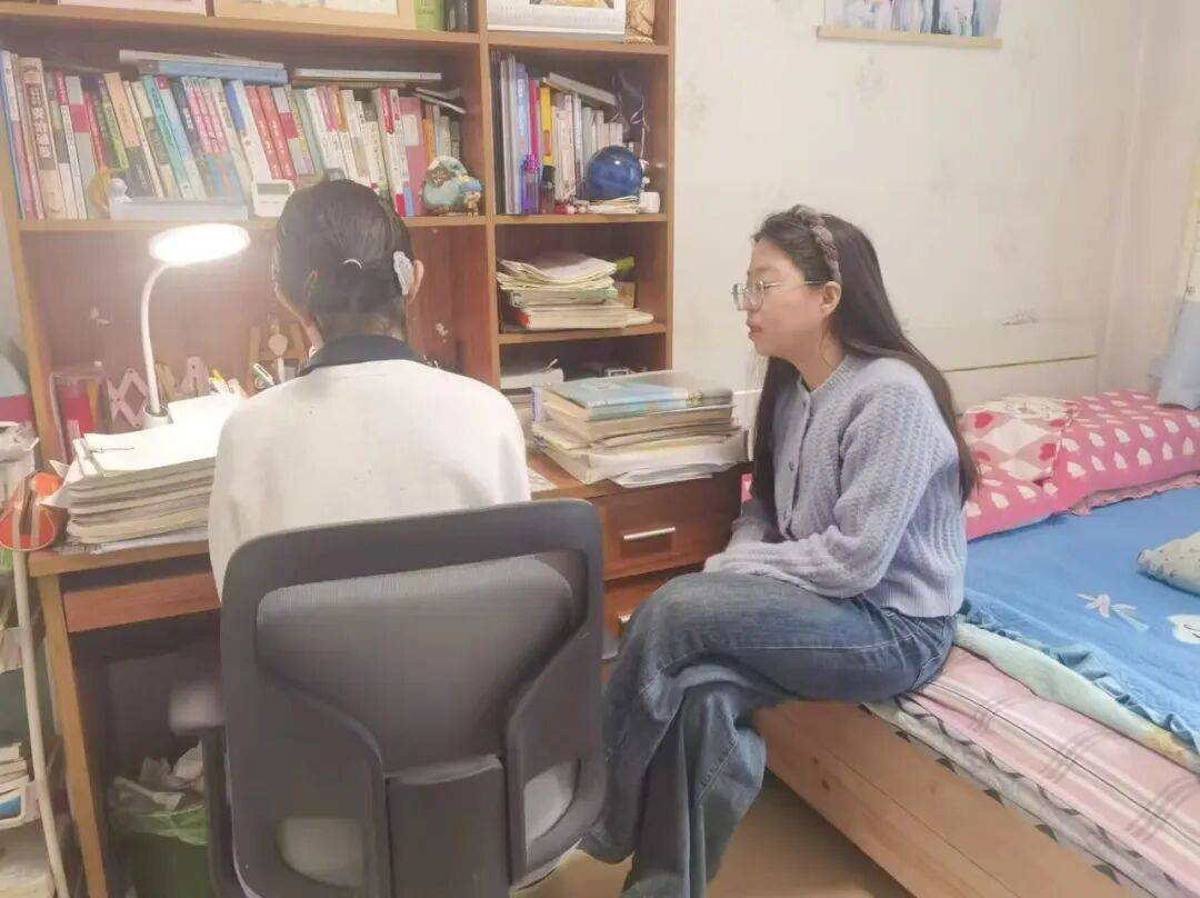 以溫情守護成長，石家莊精英中學開展家訪活動