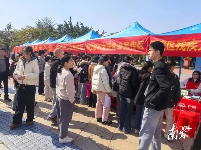 節後用工求職熱，潮安專場招聘會近500人達成就業意向