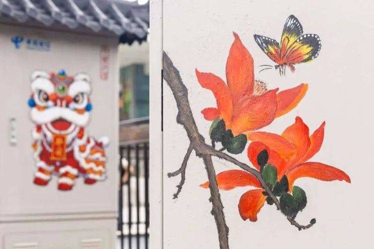 廣州環衛工在街頭電箱畫畫火出圈！當事人回應：小時候因動漫愛上畫畫