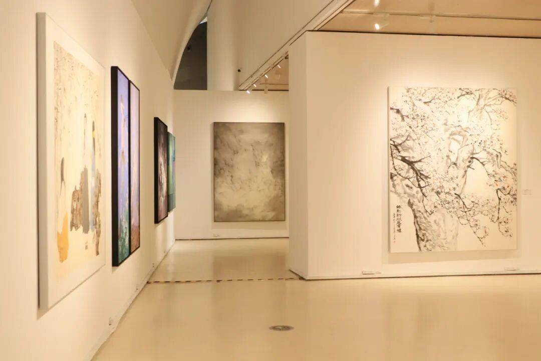 五一打卡必去！“中央美院研究生畢業展”千餘件作品見證“煥彩共生”