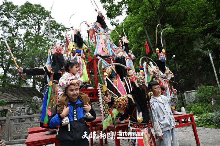 【跟著貴旅遊貴州】熱度拉滿！貴旅集團五一文旅盛宴精彩啟幕
