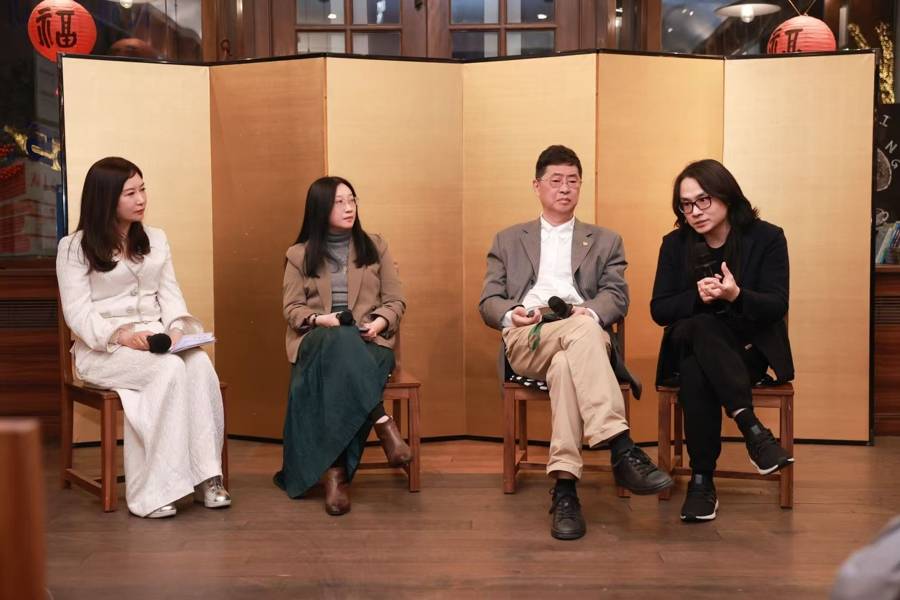 配樂詩朗誦會改變詩歌原有聲音肌理嗎？這場詩歌音樂雅集還聊了很多
