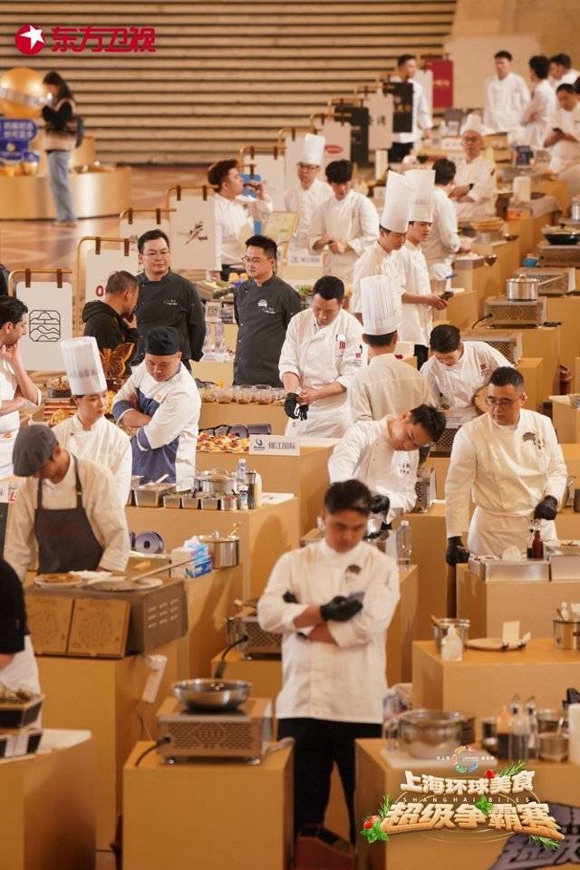 在這個美食綜藝上，七國廚師爭奪大獎