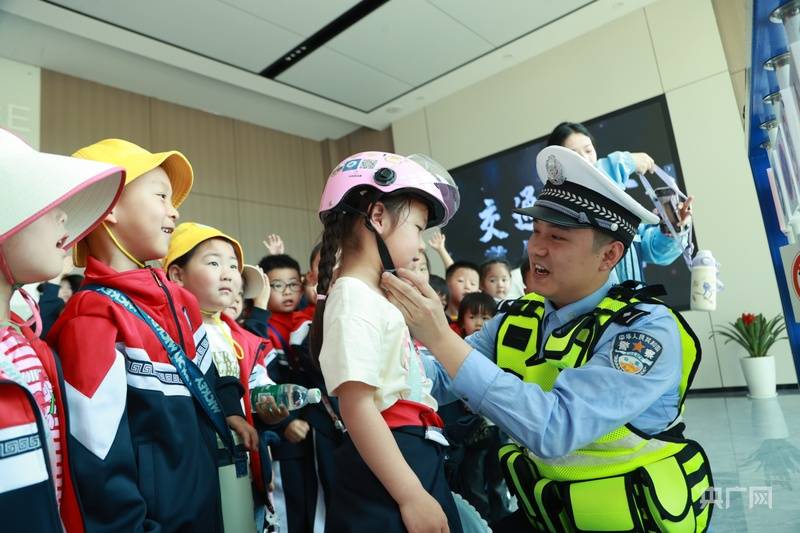 瞰江西！警營開放日迎來“小可愛” 沉浸式安全教育入童心