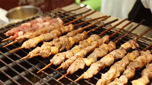 假期不趕路，在長風大悅城用一場美食市集治癒整個春天
