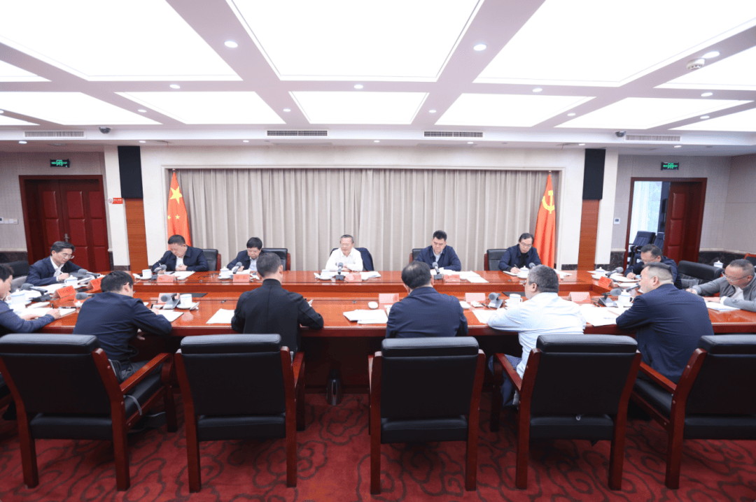 胡忠雄主持召開有效降低全社會物流成本工作專題會