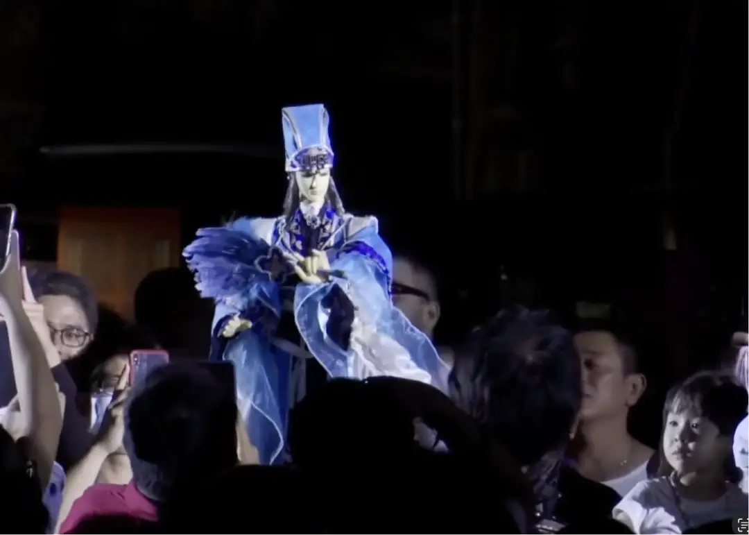 被坑慘了的年輕人，已經放棄找旅遊搭子了