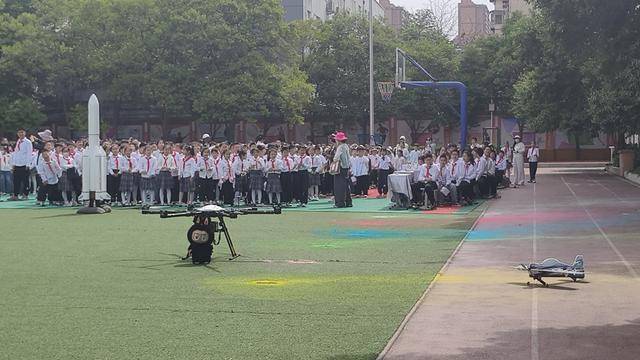 二七區淮河東路小學舉辦2026年科技節暨工程教育成果展