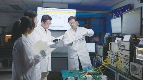 北京郵電大學紀越峰：四十年杏壇耕耘，以初心守“國脈”
