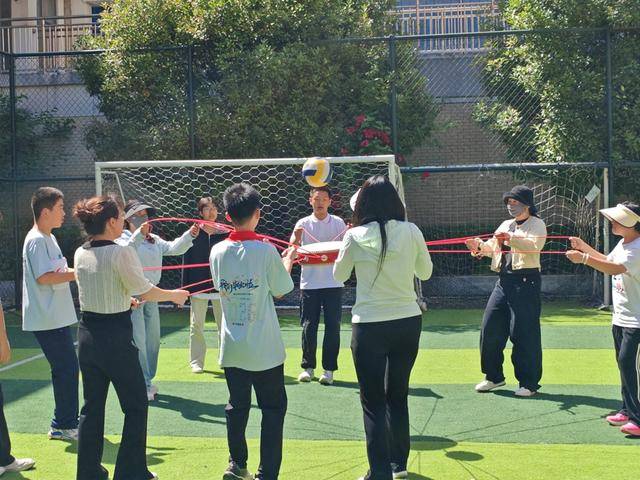 二七區嵩山路學校小學部舉辦2026年校園運動會