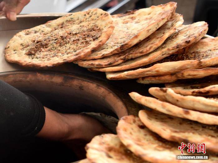 中華美食在巴西：一爐燒餅出 全是“浙”裡情