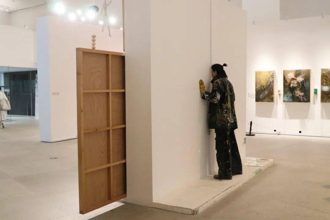 文化、媒介與技術的共生 | “中央美院研究生畢業展”即將閉幕