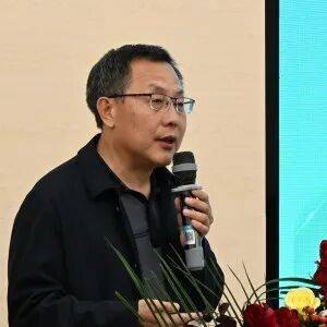 詩歌的時代性暨黃紀雲詩歌文化交流會在開封舉行