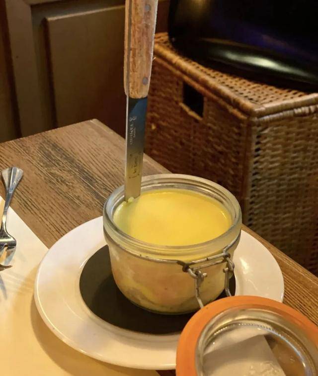 剛開3天就超火！外灘百年建築變身法式美食宮殿，5層超3000平方米！