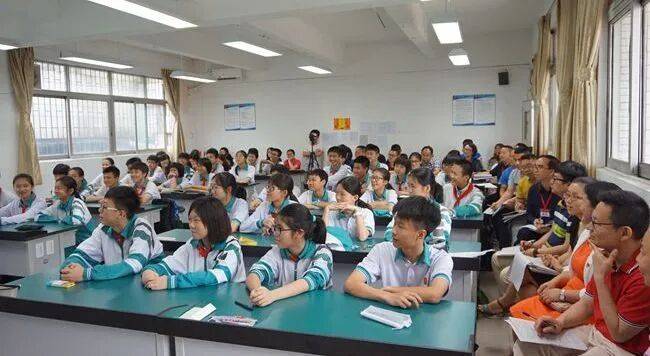 英語教師之間聽課，到底聽什麼？（建議轉發收藏）