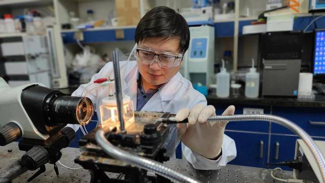 發揮高水平研究型大學主力軍作用！北京高校持續加強基礎研究