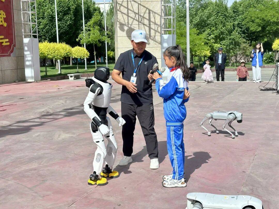 【科普線上】奮進“十五五” 科技譜新篇——我市2026年“科技活動周”暨“科技工作者日”正式啟動