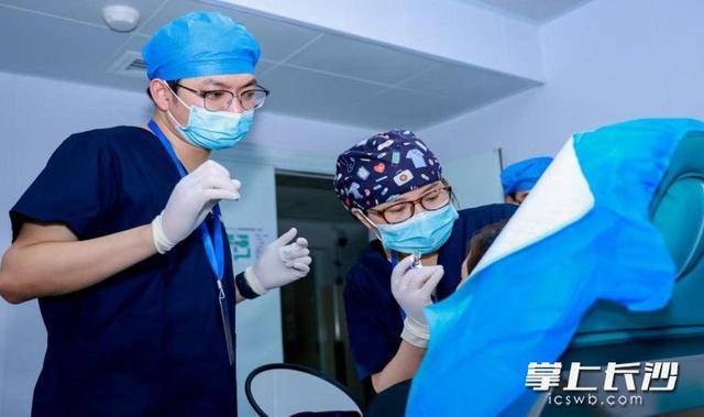 原創“面部年輕化注射美容研修班”在長沙開班