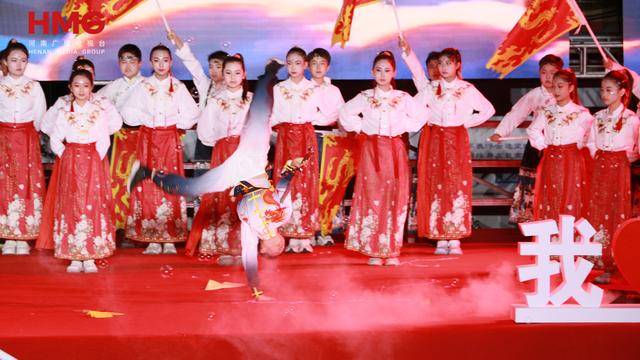 築夢未來！姜莊街小學慶“六一”藝術節展演活動精彩紛呈