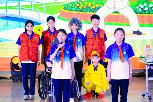 原創共科創 逐光更遠航——青島市南區首屆青少年科創教育大會暨科創教育共同體工作推進會成功舉辦