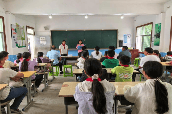 貴州安順市圖書館：書香潤童心 閱讀伴成長