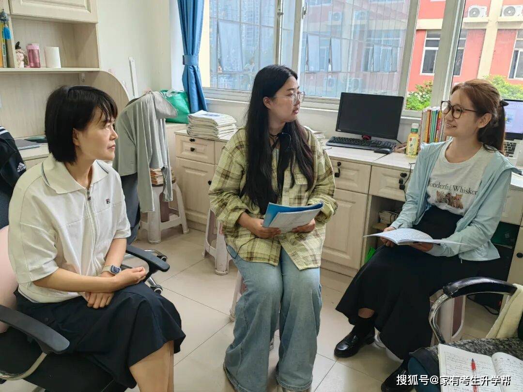 青藍傳薪火、新秀綻芳華，鄭州市第七十三中學新入職教師彙報課展示紀實
