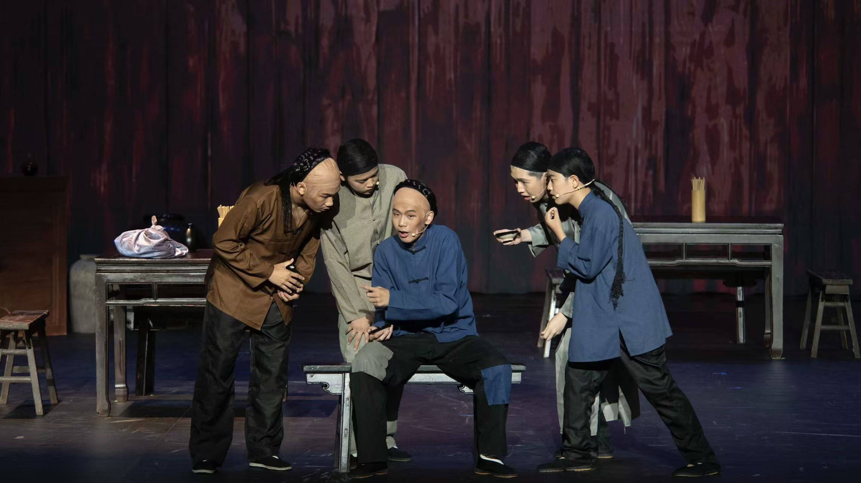 戲劇育人：北京中學生演繹《吶喊》《茶館》