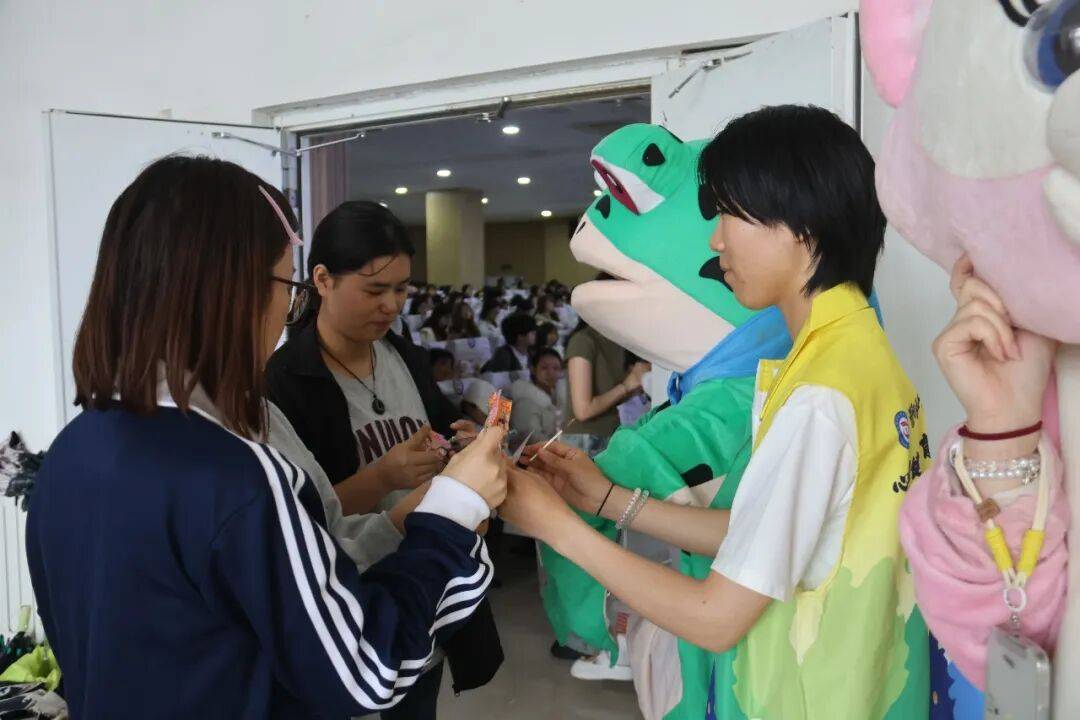 濮陽醫學高等專科學校舉辦心理健康教育專題講座
