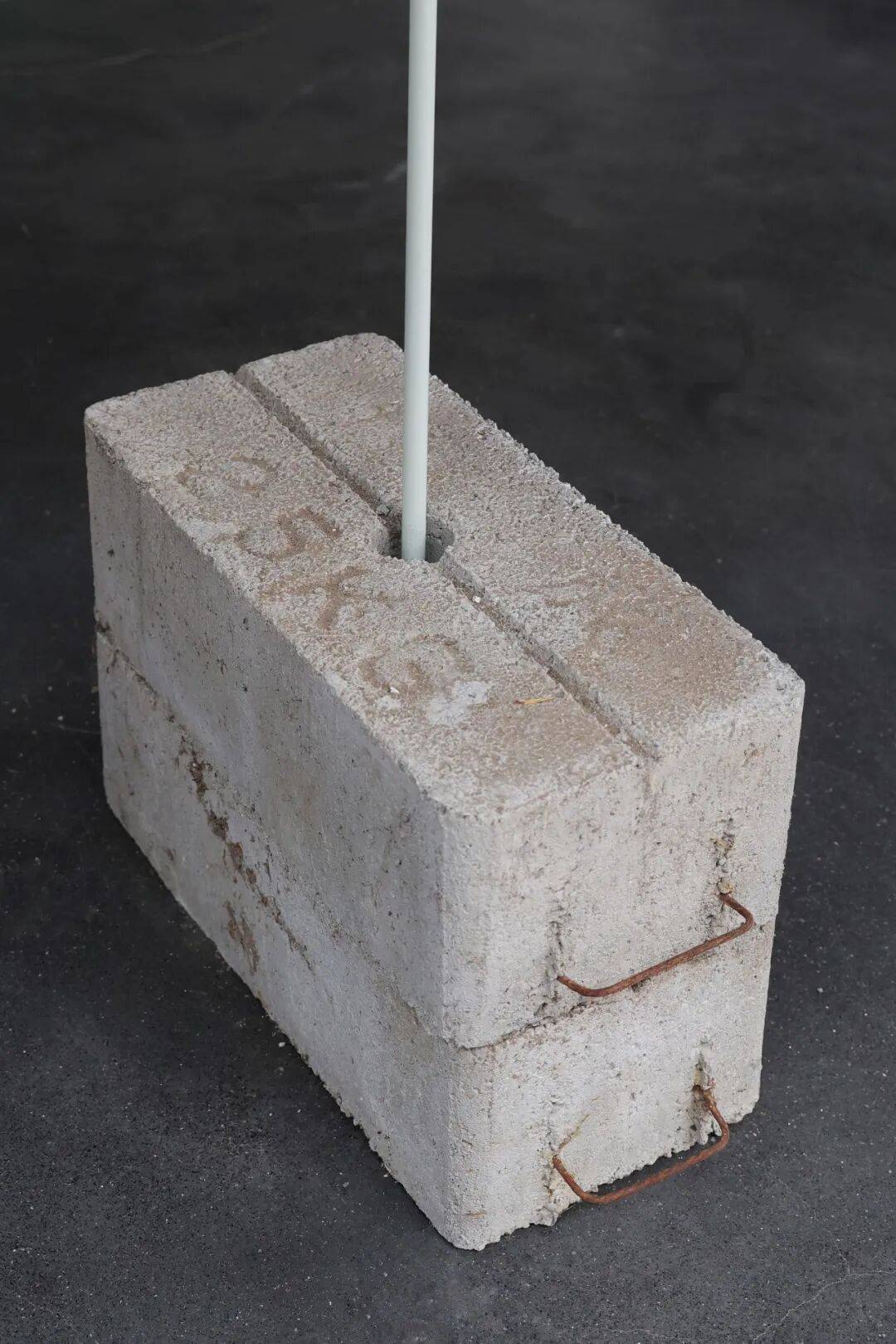 專欄｜欒雪雁：在舊衣物裡，撈起被“大歷史”遺落的女性微光