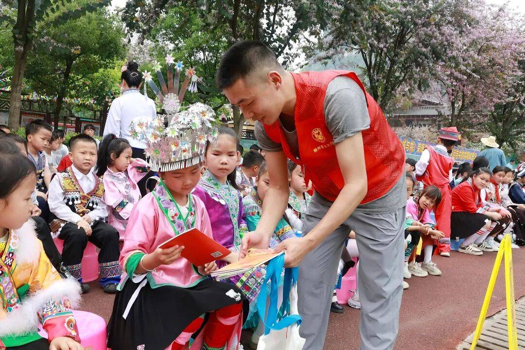 廣西法律援助為未成年人成長撐起法治保護傘