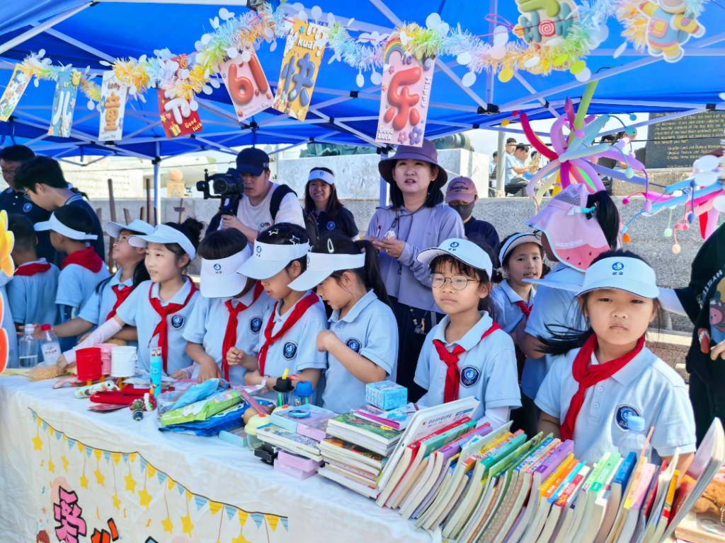 盡顯青春本色與擔當！青島市教育系統慶“六一”主題教育活動舉行