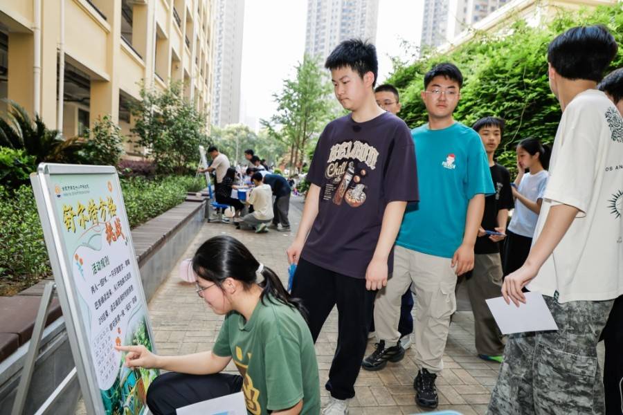 合肥這所中學九年級學生趣味遊戲逐夢前行
