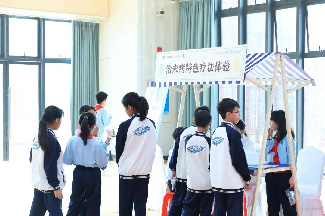 “健康學校”怎麼建？佛山市教育局局長解讀