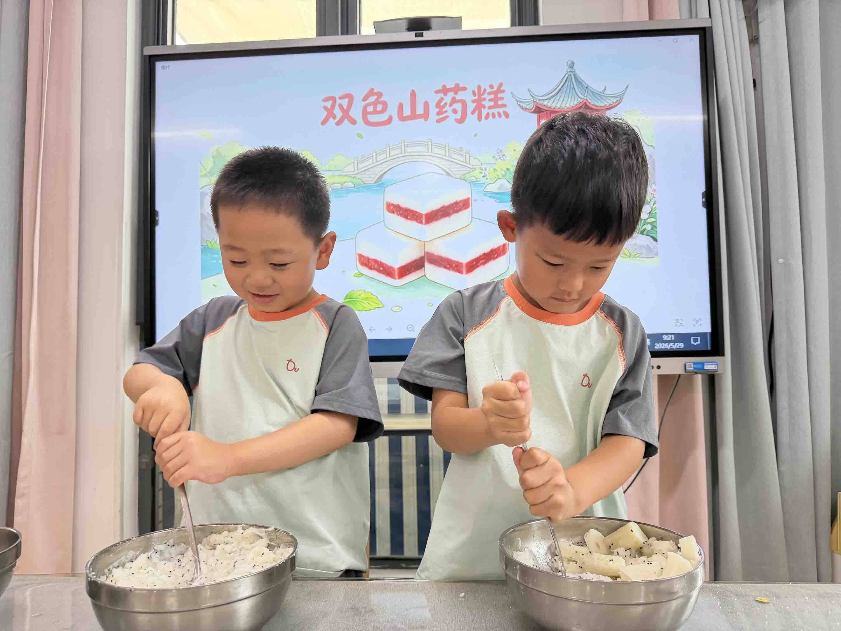 蘇州市姑蘇區平齊實驗幼兒園悅尋・一米園 “尋味本草・好吃來” 美食周火熱開展