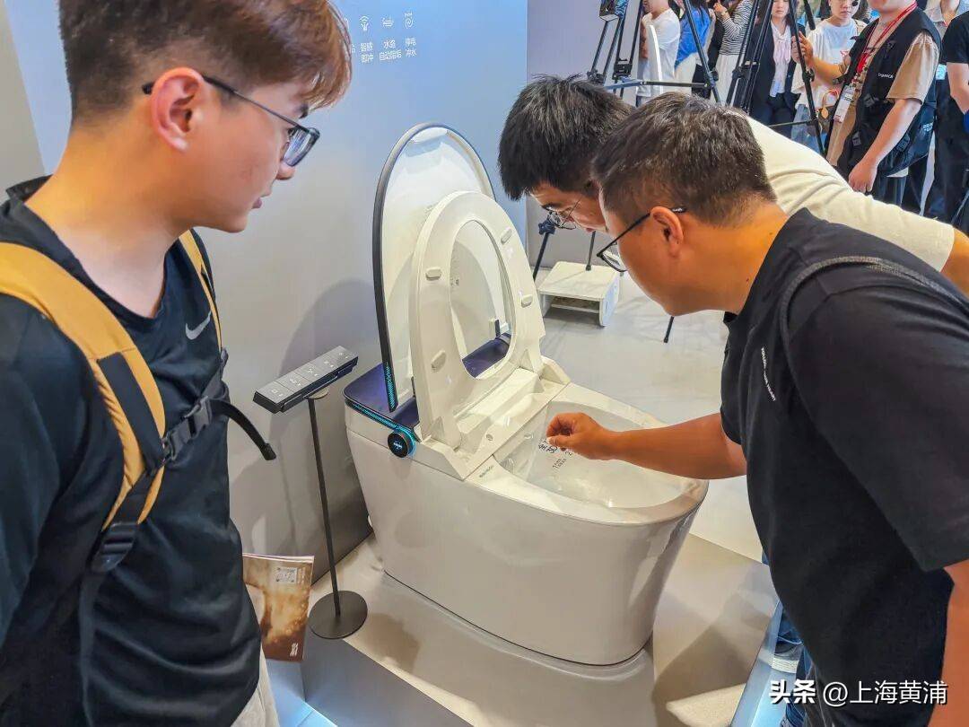梅雨季前裝修旺季來襲，衛浴裝修早已不止“能用就行”