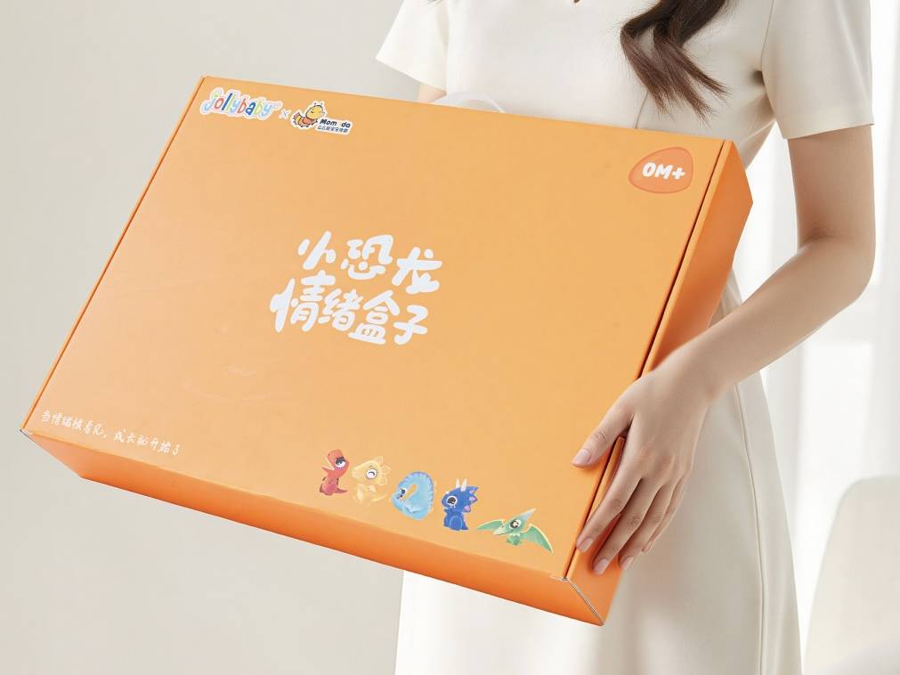 Jollybaby聯名Momoda寶寶戲劇首發“小恐龍情緒盒子“