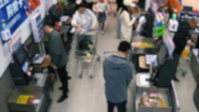 女子超市內上演“螞蟻搬家”，王某某 ，被瀋陽警方抓獲！