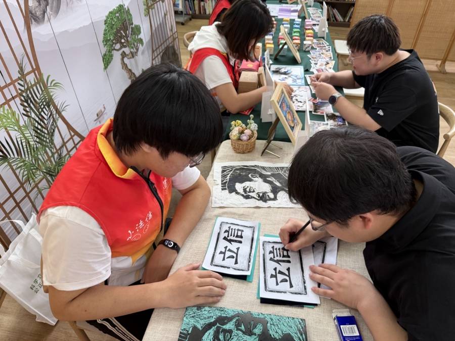 誠信教育從校園走進社羣，上海大中小學創意作品集中亮相