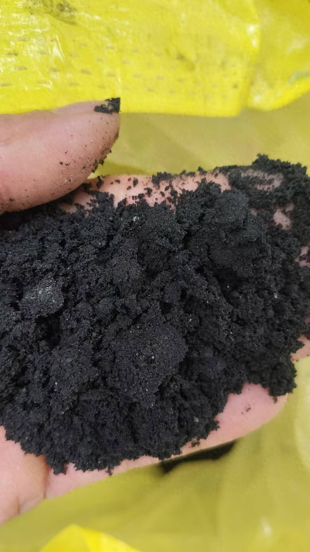 陝西一地農戶遭遇一肥兩重天：施肥地塊枯死絕收，未施區域枝繁葉茂；磷肥數次檢測均合格，謎團難破