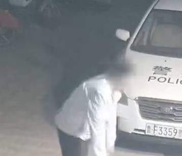 男子深夜在派出所外敬禮，自稱患癌老民警，警方發現其曾冒充警察同多名女性交往