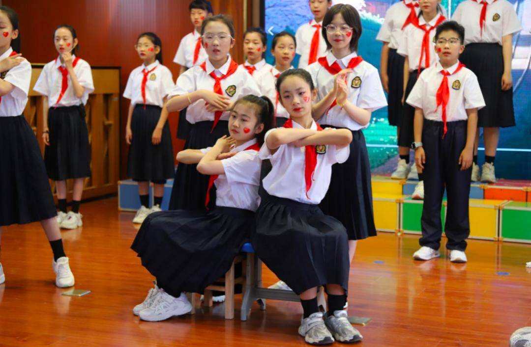 原創臨沂三河口小學開展主旋律歌曲合唱展演活動