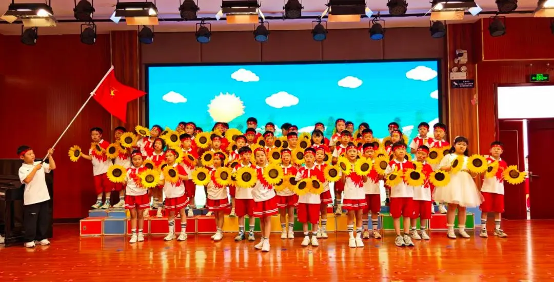 原創臨沂三河口小學開展主旋律歌曲合唱展演活動