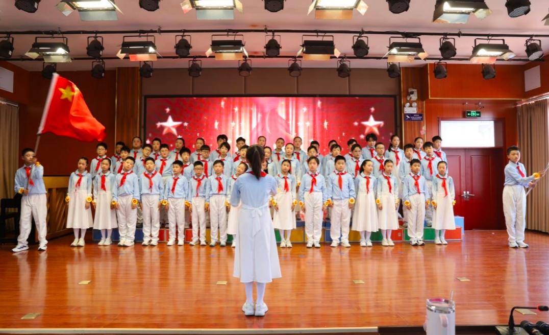 原創臨沂三河口小學開展主旋律歌曲合唱展演活動