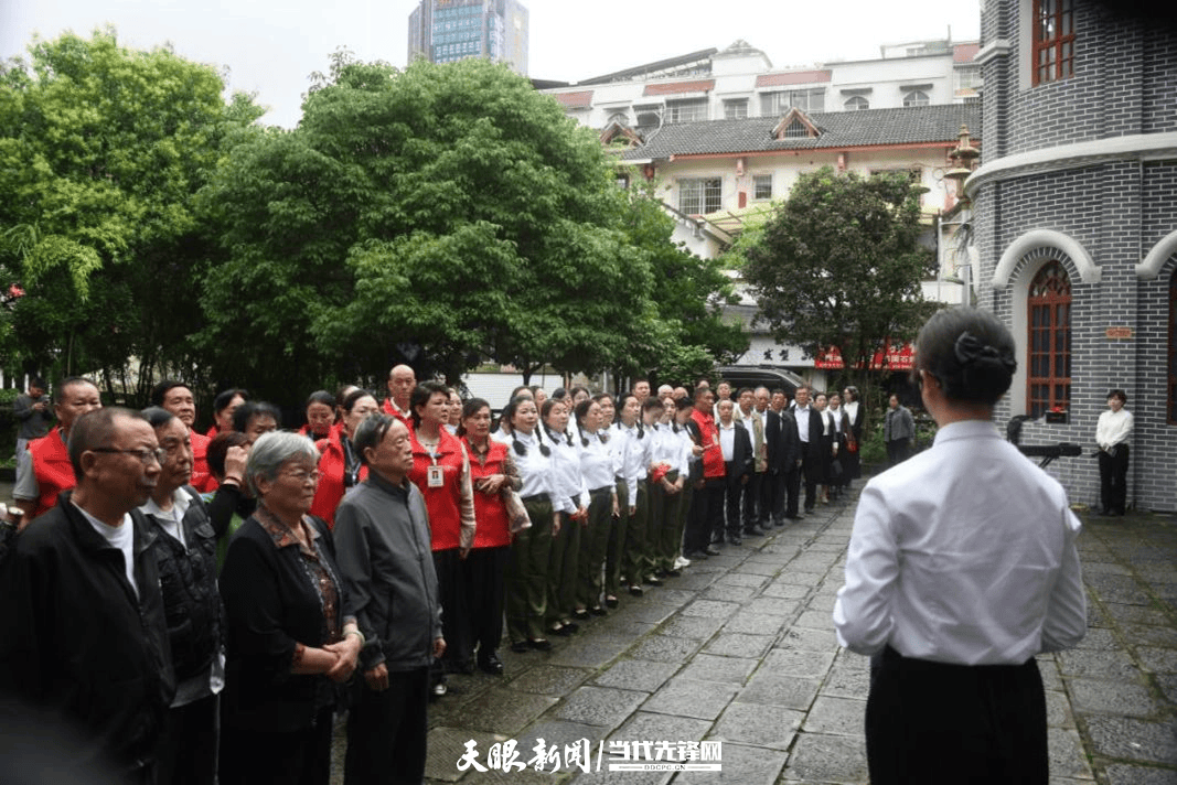追尋紅色足跡 永葆革命初心——桐梓縣老年大學開展第三期思政課