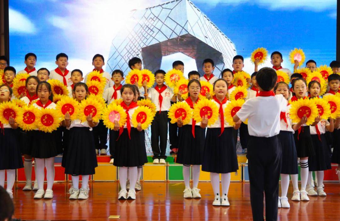 原創臨沂三河口小學開展主旋律歌曲合唱展演活動