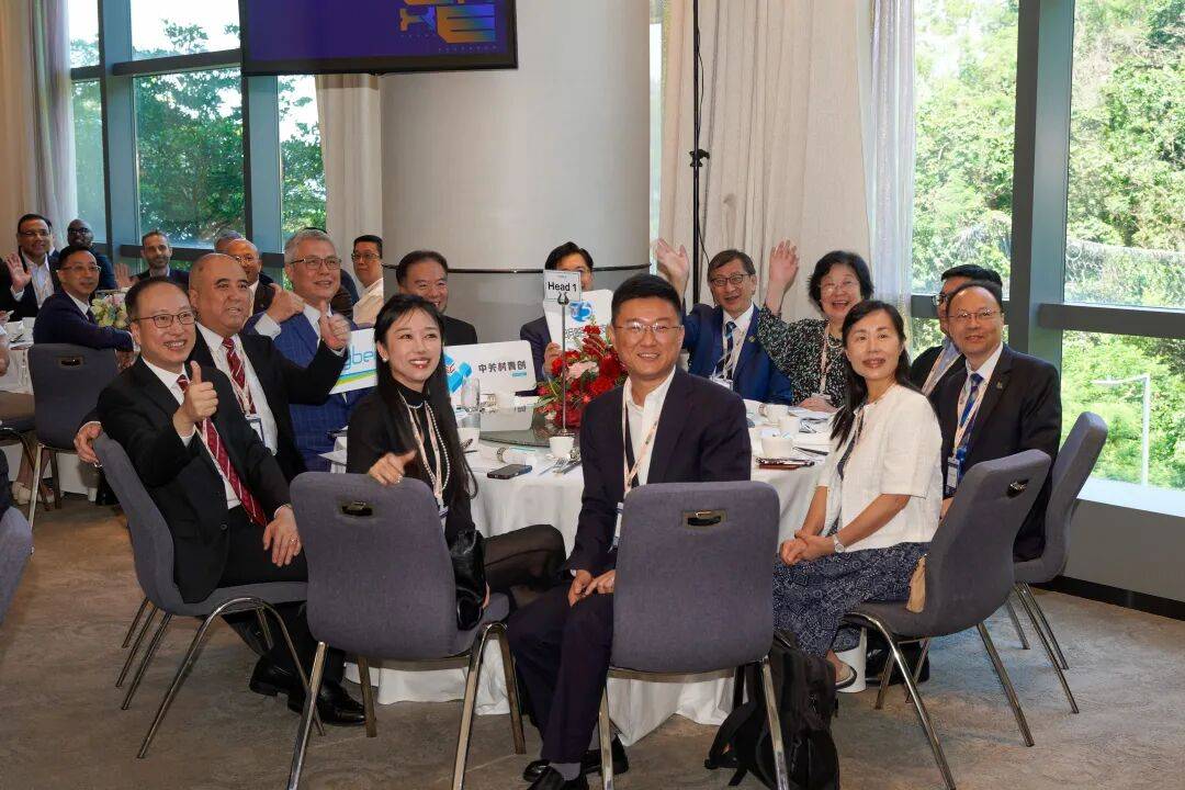 明略科技(2718.HK)與香港教育大學達成戰略合作，共建